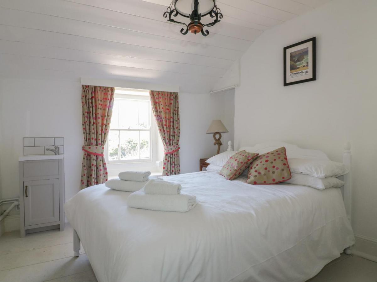 Villa Waves End à Port Isaac Extérieur photo